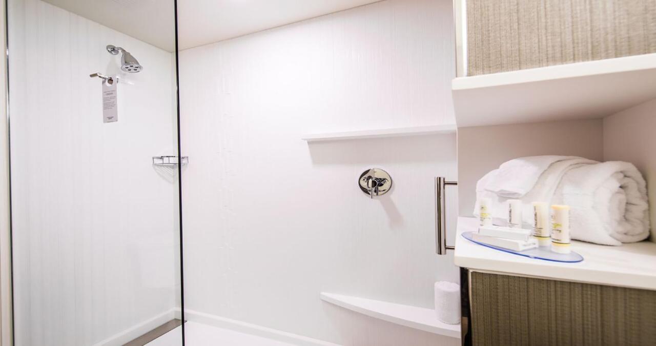 คอร์ตยาร์ด โคลัมเบีย เคซี Hotel Cayce ภายนอก รูปภาพ