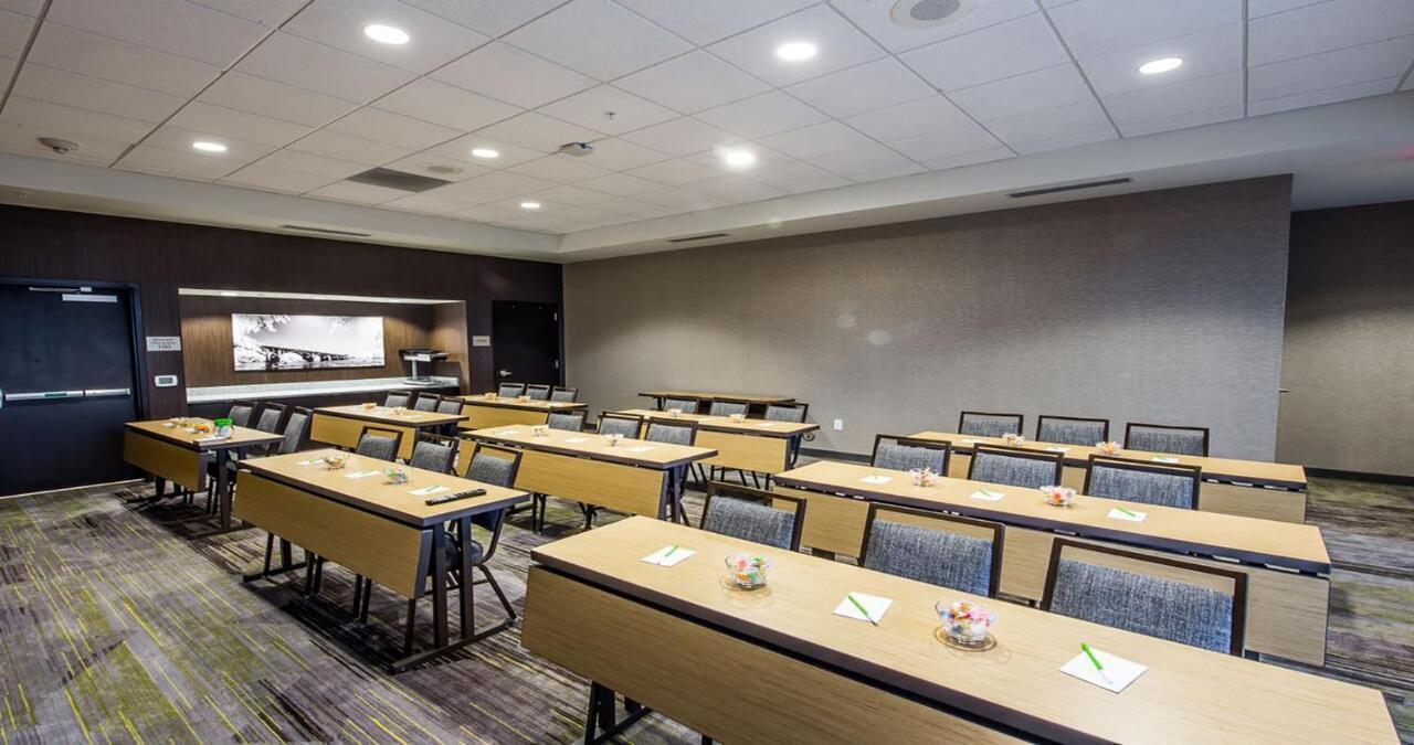 คอร์ตยาร์ด โคลัมเบีย เคซี Hotel Cayce ภายนอก รูปภาพ