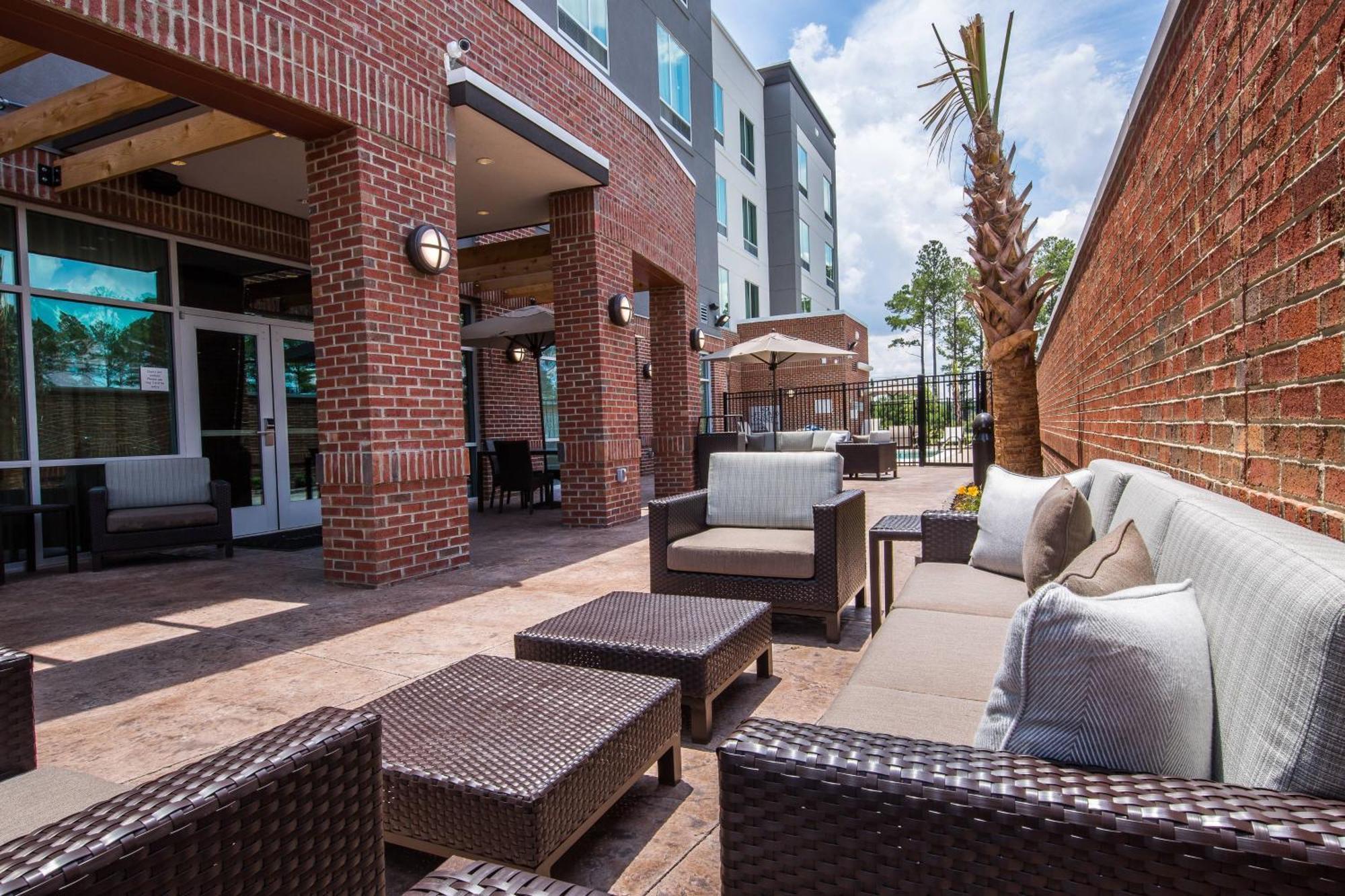 คอร์ตยาร์ด โคลัมเบีย เคซี Hotel Cayce ภายนอก รูปภาพ