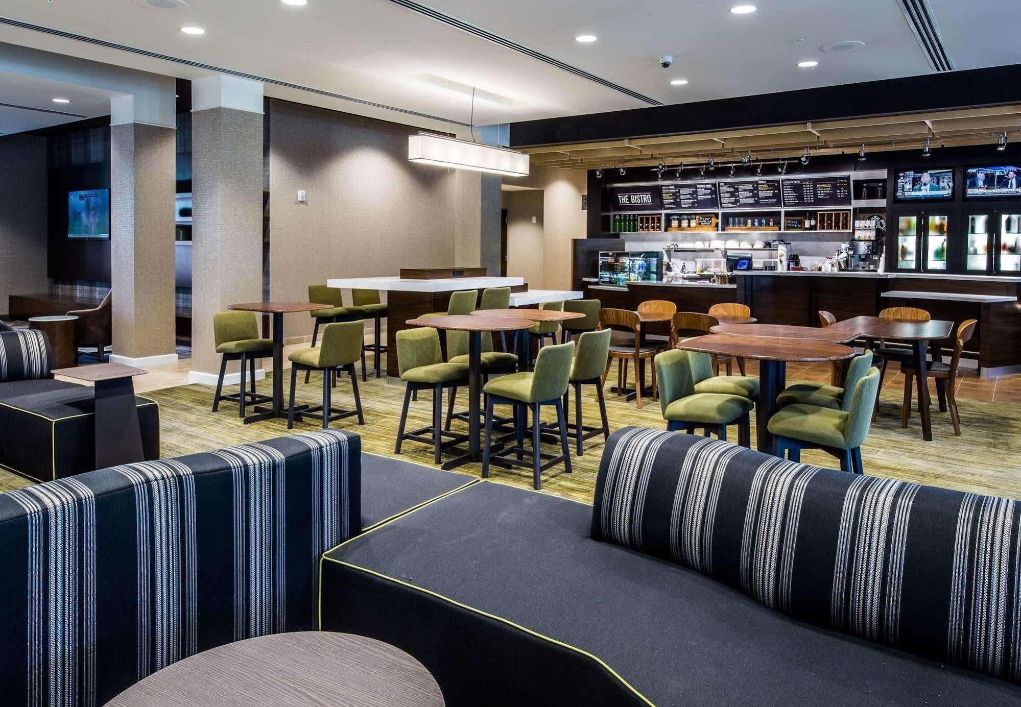 คอร์ตยาร์ด โคลัมเบีย เคซี Hotel Cayce ภายนอก รูปภาพ